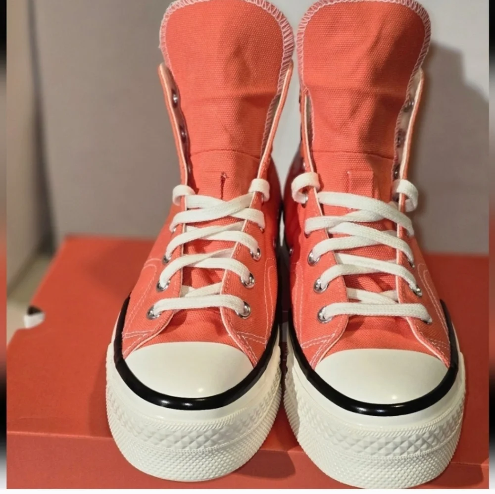 Converse Chuck Taylor All Star 70 Plus High Top Unisex, Men's 8.5 / Women's 10. - Picture 6 of 12